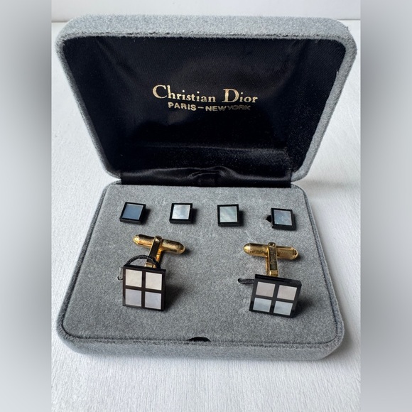 Set Of Christian Dior Cufflinks Gold Tone Black Onyx And Mother Of Pearl Vintage - Picture 1 of 10